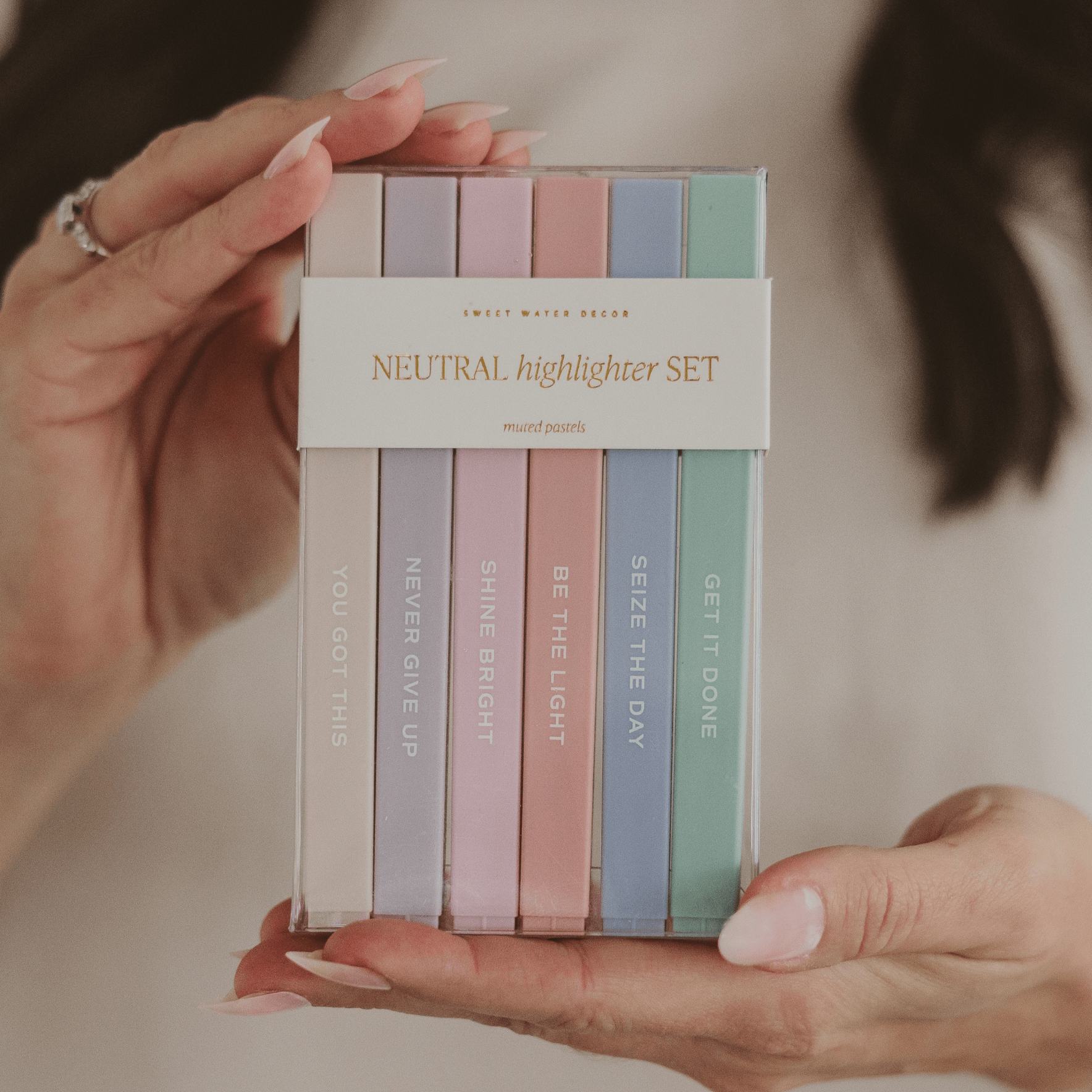 Juego de resaltadores neutros