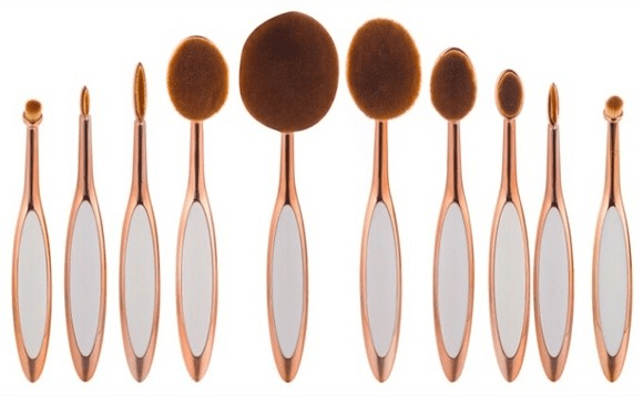 Beauty Experts Set of 10 Oval Beauty Brushes – Elevate Your Makeup Routine