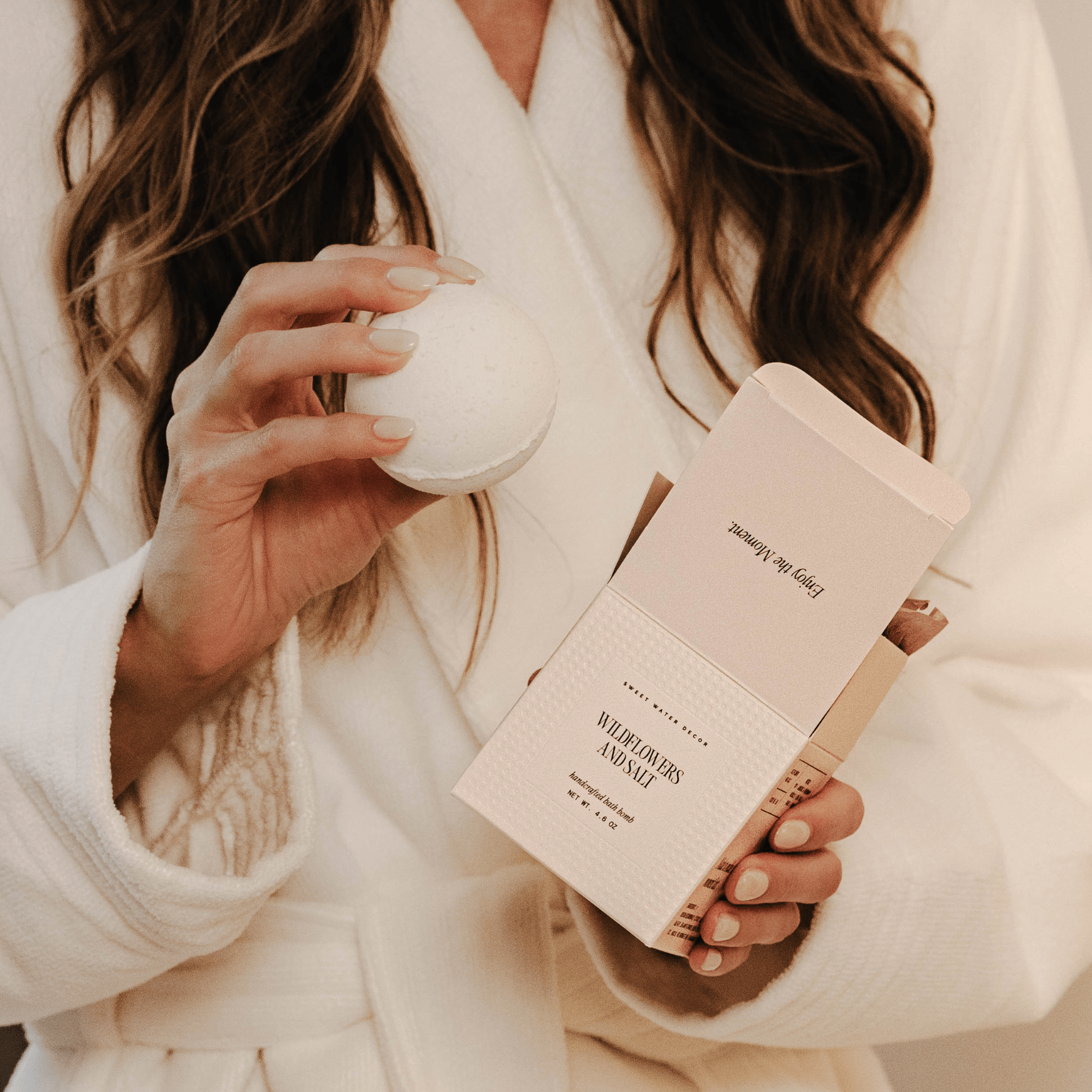 Wildflowers and Salt 4.6 oz Bath Bomb