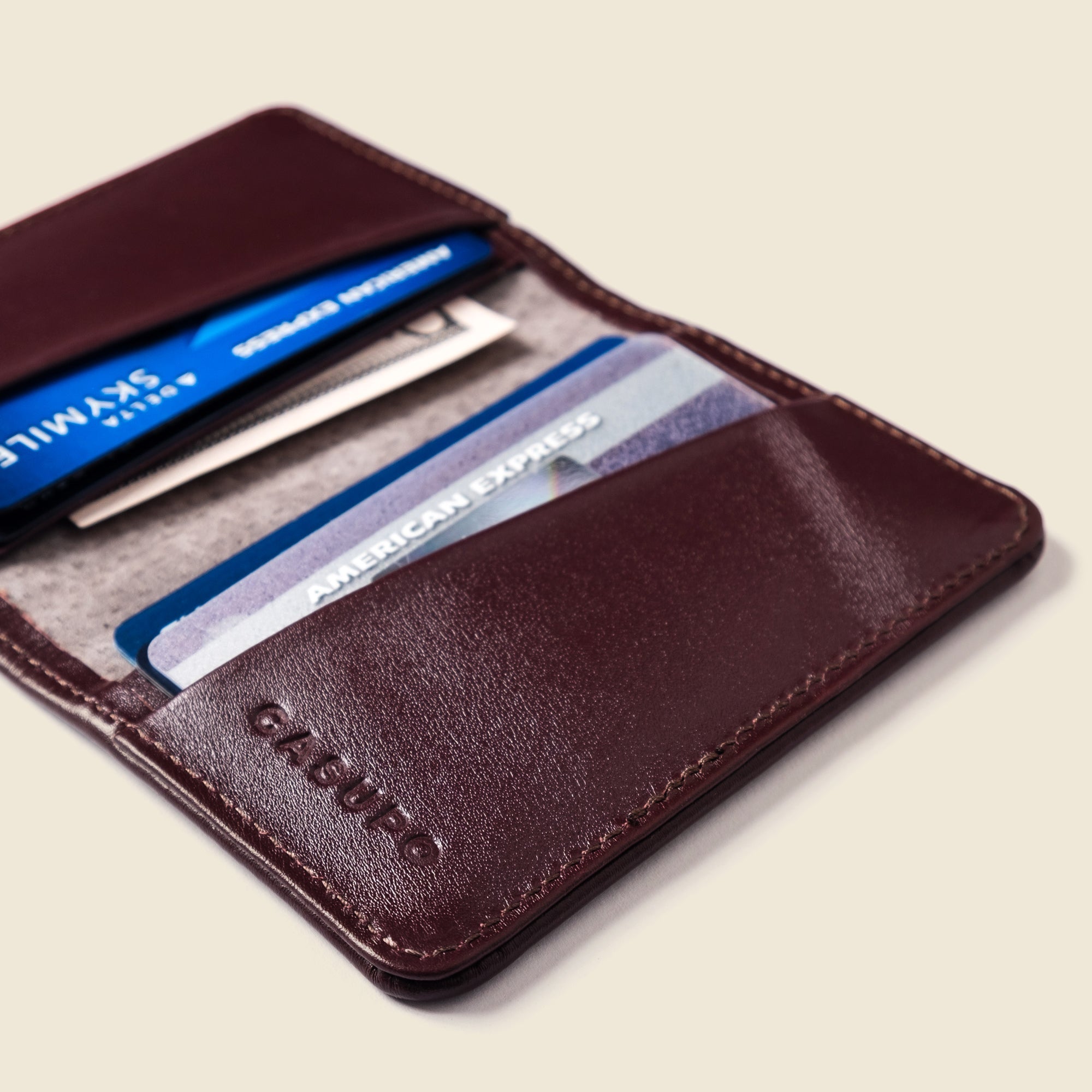 Cartera compacta plegable con protección RFID - Burdeos