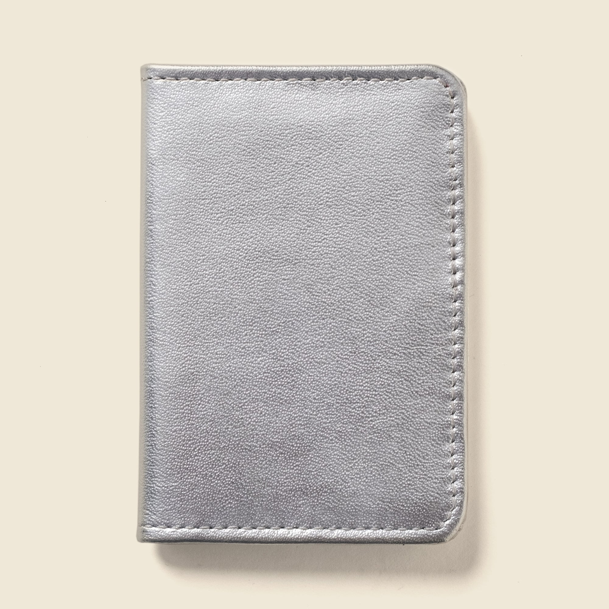 Cartera plegable compacta con protección RFID - Plateada