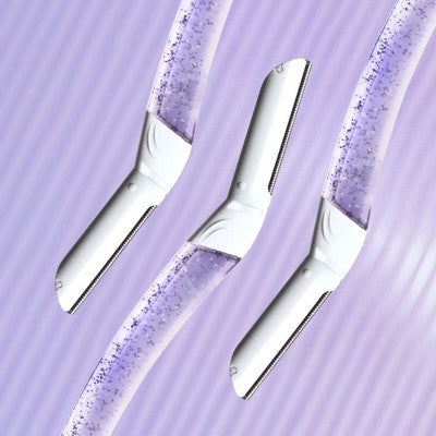 Kit de inicio de dermaplaning Billie Sparkle con mango reutilizable y 3 cuchillas de repuesto - Caja imperfecta