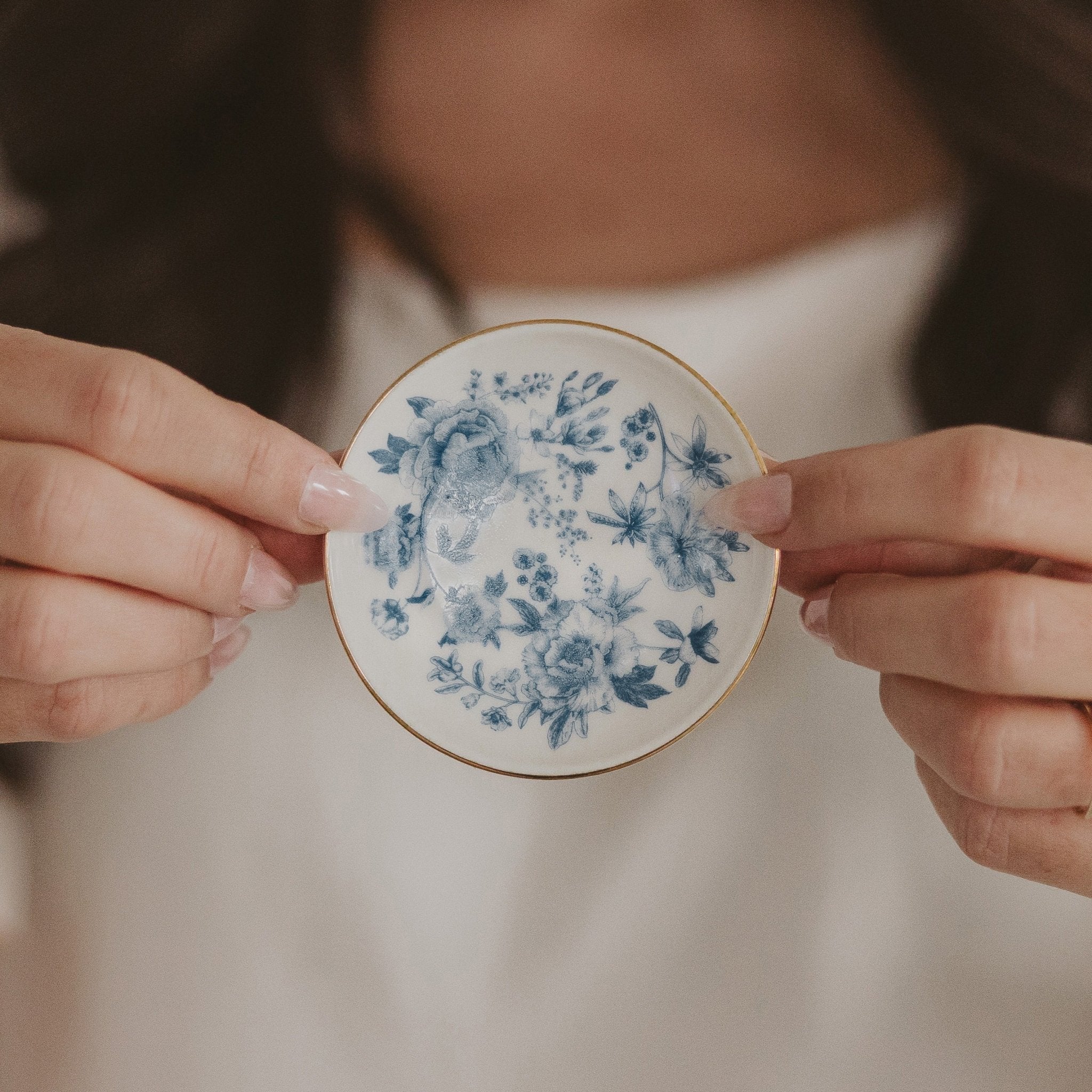 Plato de joyería azul de Delft