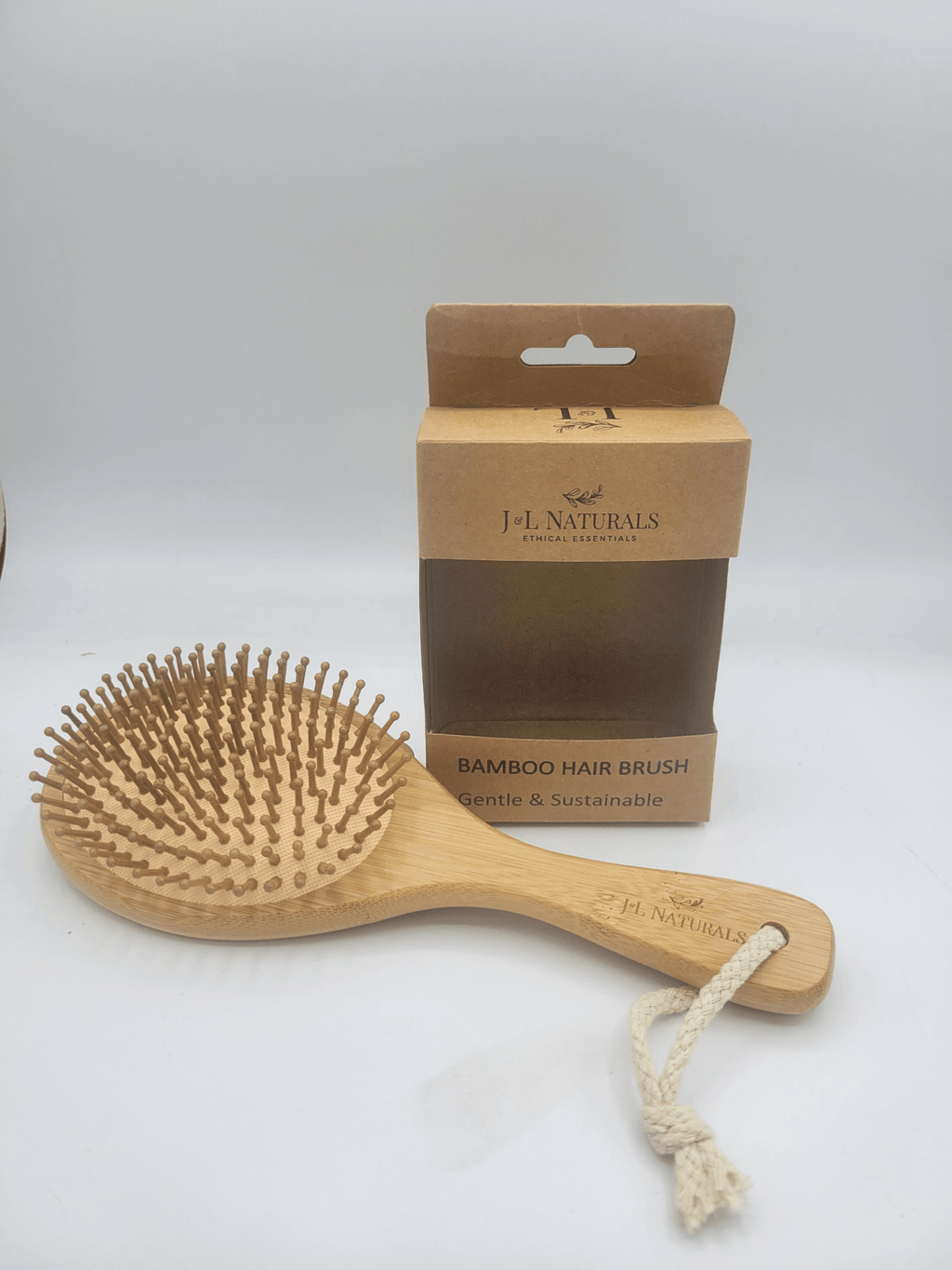 Bamboo Hair Brush – Eco-Friendly & Gentle Detangling