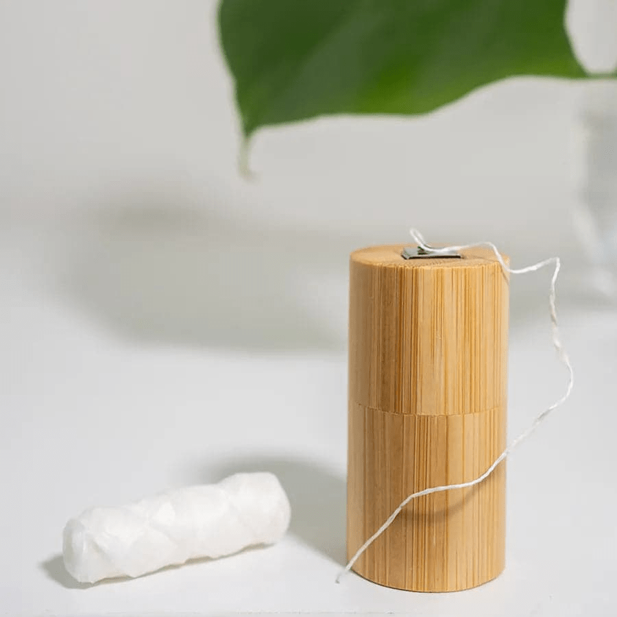 Cornstarch Dental Floss with Refillable Bamboo Case - 30m Zero-Waste Oral Care