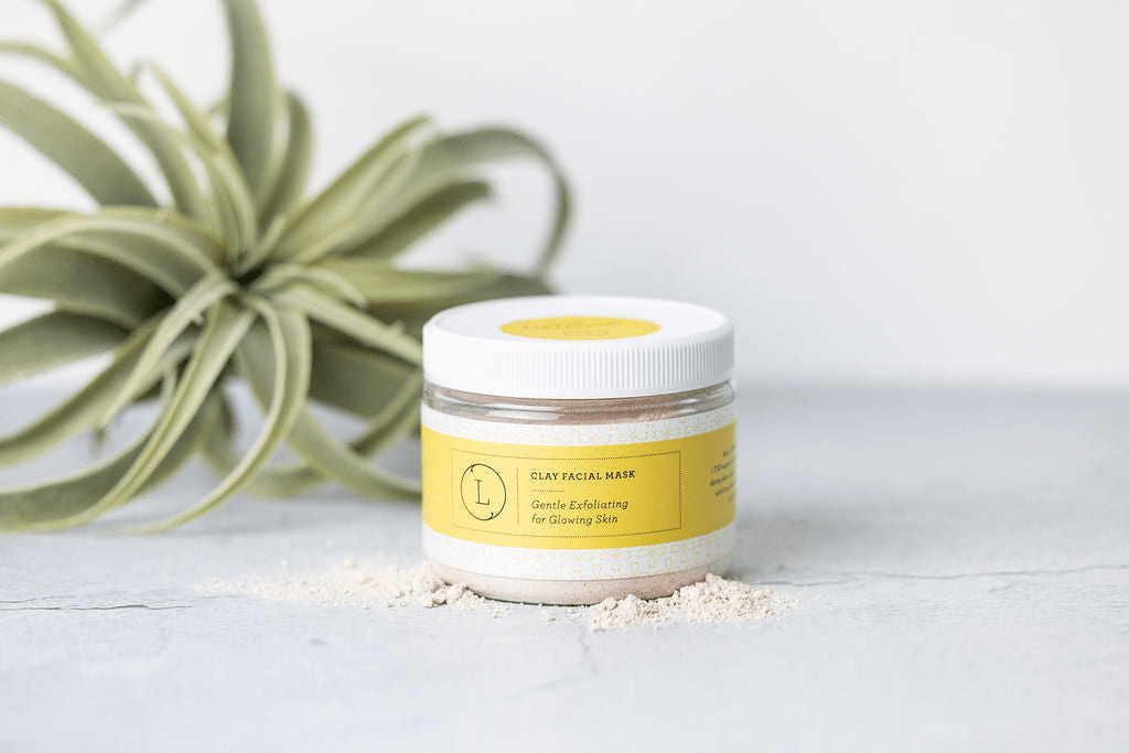 Lizush Natural Clay Facial Mask – Exfoliate and Glow