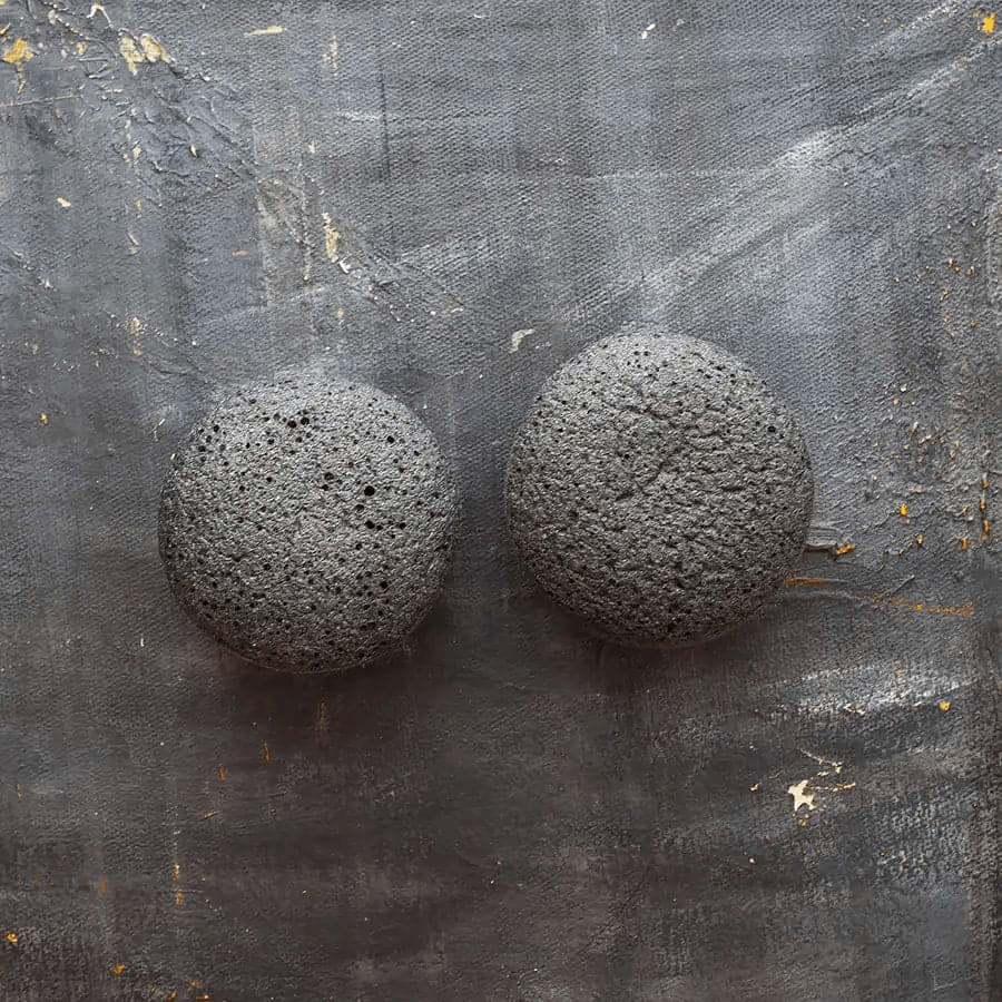 Natural Face Exfoliator - Konjac Facial Sponge with Charcoal