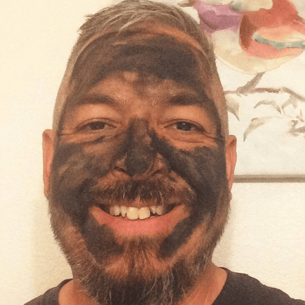 Organic Charcoal Face Mask by Glimmer Goddess for Clear, Balanced Skin