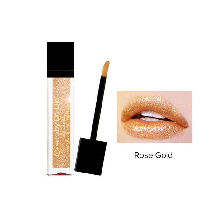 Lápiz labial y brillo labial de color intenso: para labios voluminosos e hidratados